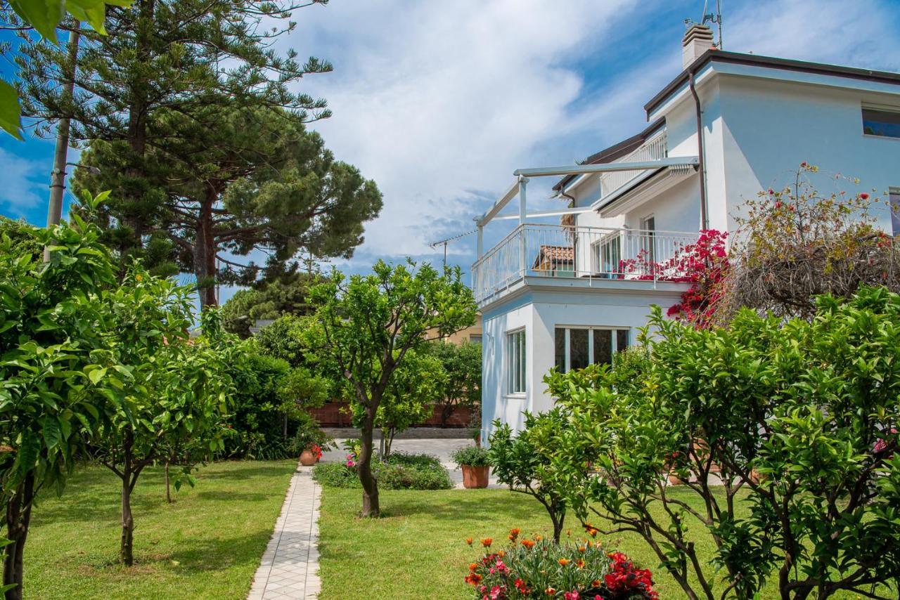 Magnificent Villa Sanremo Bagian luar foto