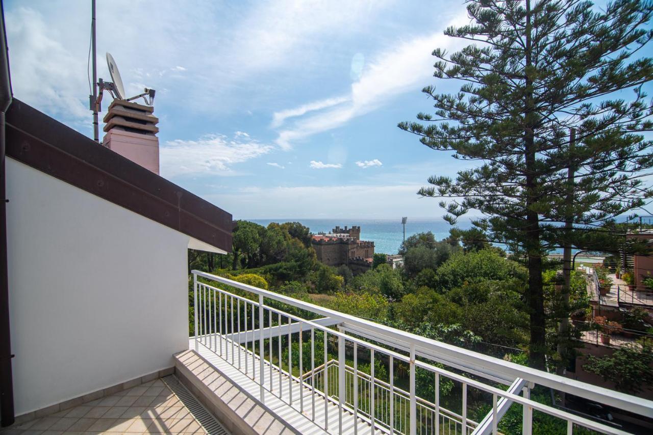 Magnificent Villa Sanremo Bagian luar foto